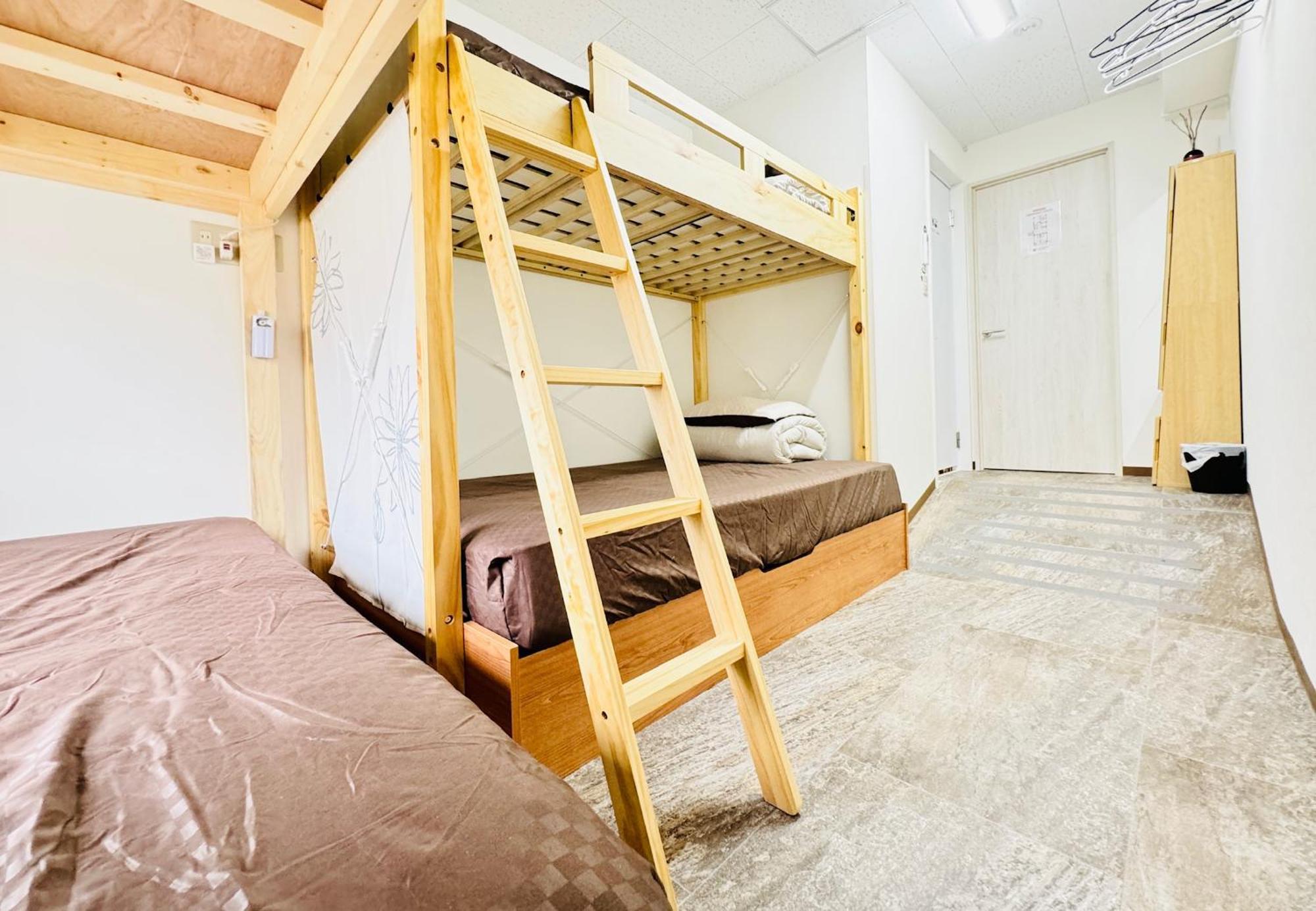 Guest House B'S Fiveⅱ أوساكا المظهر الخارجي الصورة